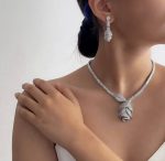 نیم‌ست زنانه طرح جواهر مدل رز با نگین‌کاری درخشان