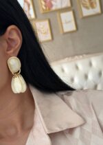 گوشواره دفرمه رزین با میخ نقره