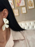 گوشواره گل نیمه مینا کاری